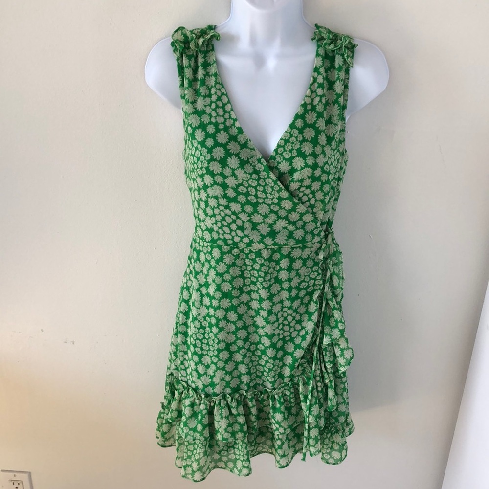Lush Ruffle‎ Chiffon Wrap Dress Sleeveless Green & White Floral Sz S - EUC